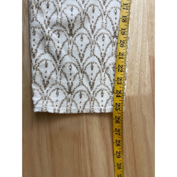 Chicos Pants Womens Size 1.5 (10) White Gold Art Deco Print Embellished Cropped - Picture 13 of 13